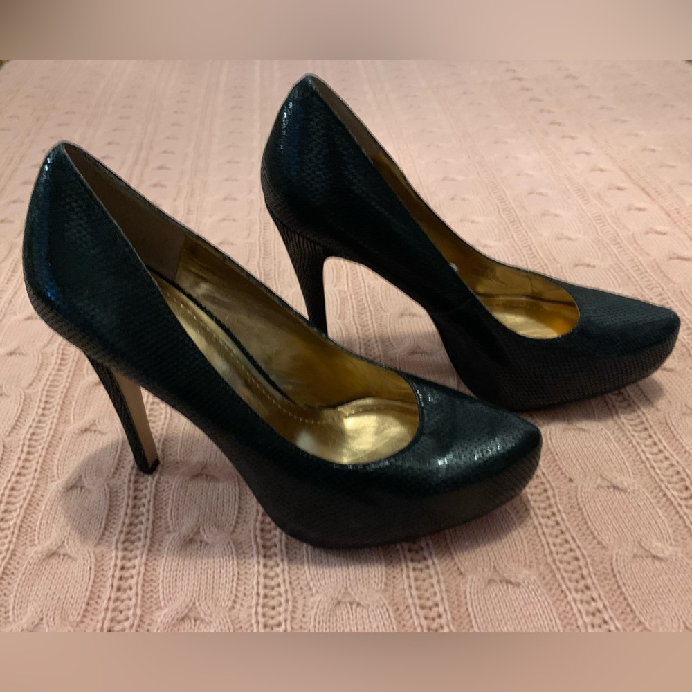 Bcbgeneration Black Snakeskin Textured Leather Sh… - image 1